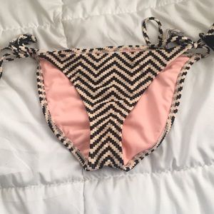 Bathing suit bottoms